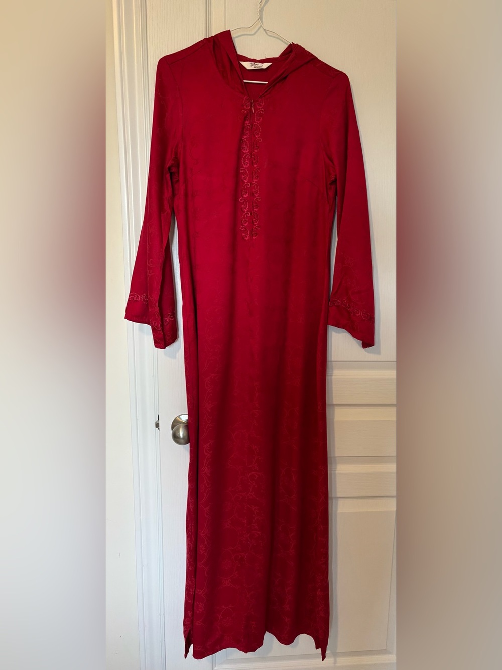 Elegant Red Embroidered Nightgown